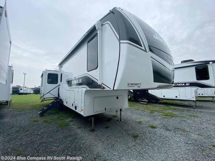 New 2025 Jayco Eagle 321RSTS available in Benson, North Carolina