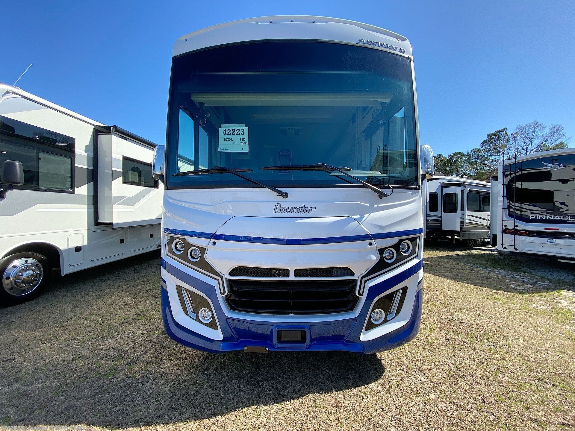 2025 Bounder 35K by Fleetwood from Blue Compass RV South Raleigh in Benson, North Carolina