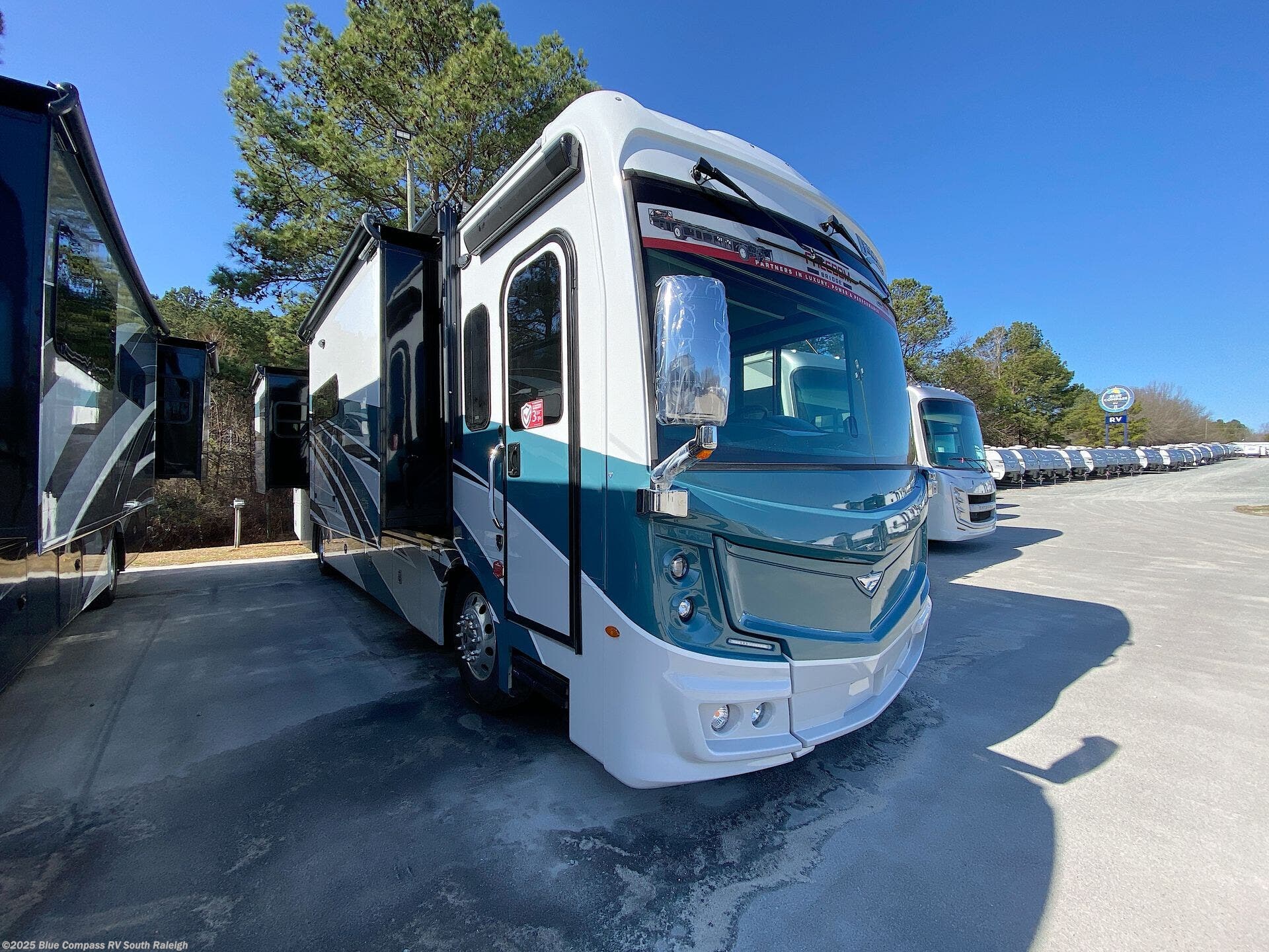2025 Discovery 38N by Fleetwood from Blue Compass RV South Raleigh in Benson, North Carolina