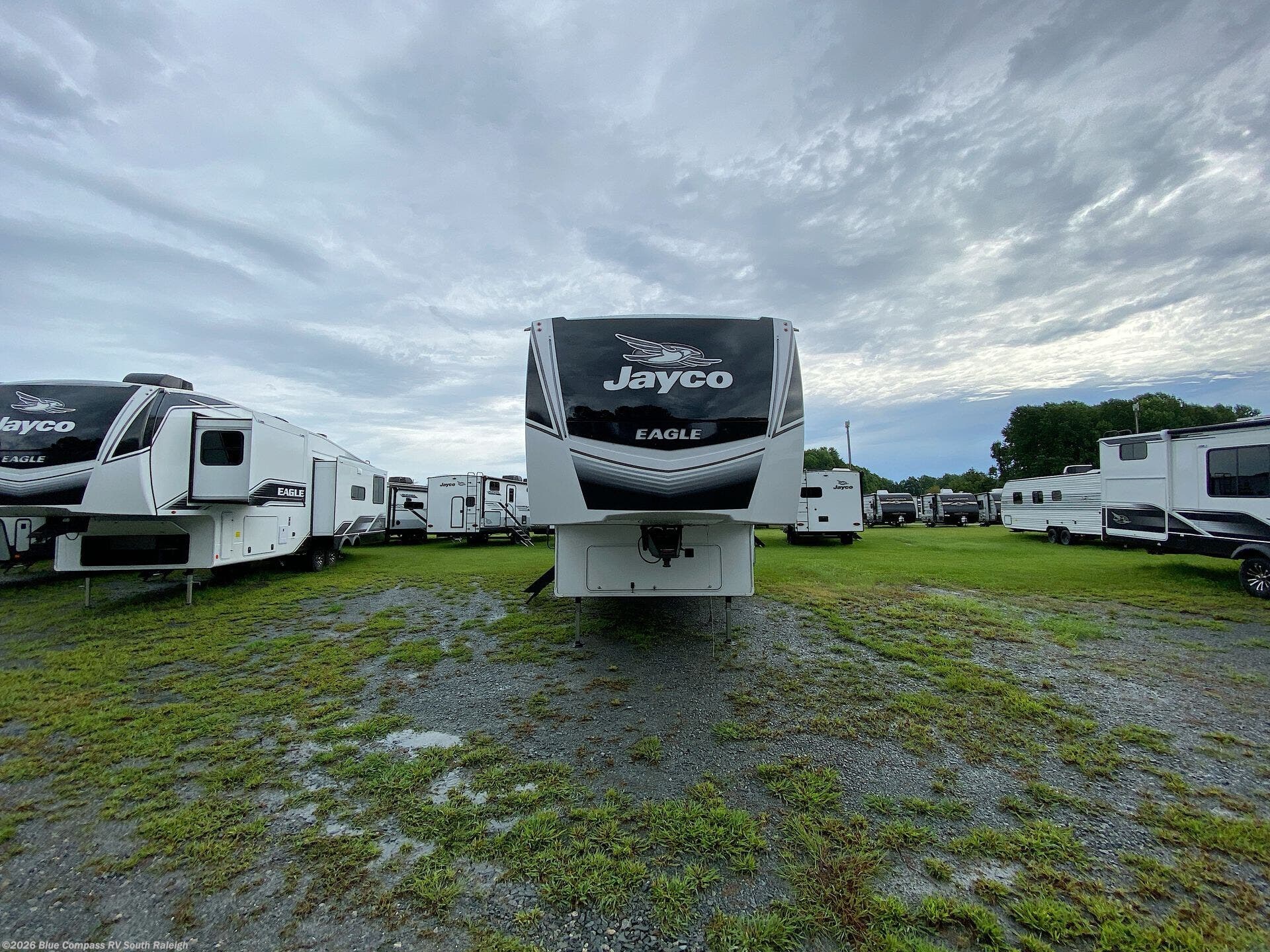 New 2026 Jayco Eagle HT 29DDB available in Benson, North Carolina