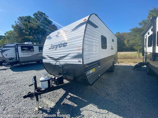 Used 2023 Jayco Jay Flight SLX 195RB available in Benson, North Carolina