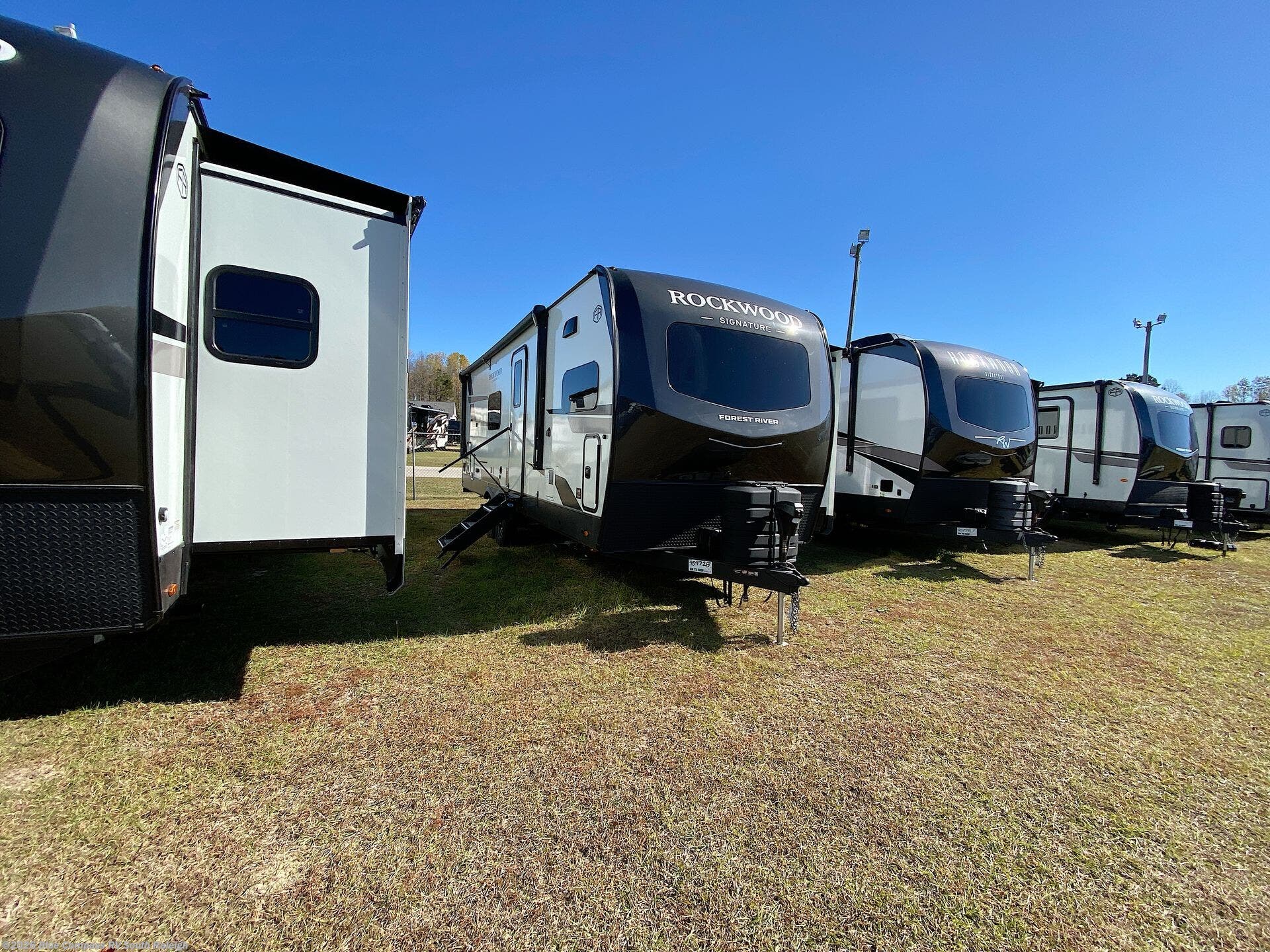 2026 Rockwood Signature 8263MBR by Forest River from Blue Compass RV South Raleigh in Benson, North Carolina