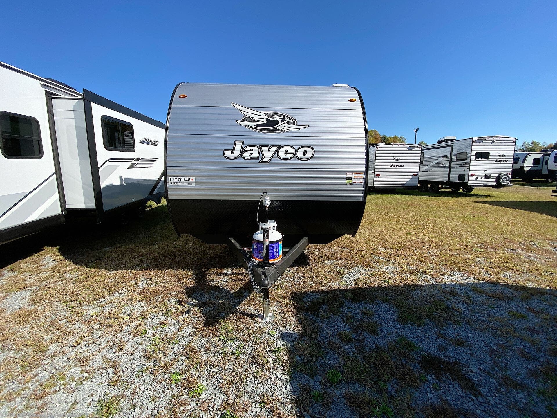 New 2026 Jayco Jay Flight SLX 172DB Sports Edition available in Benson, North Carolina