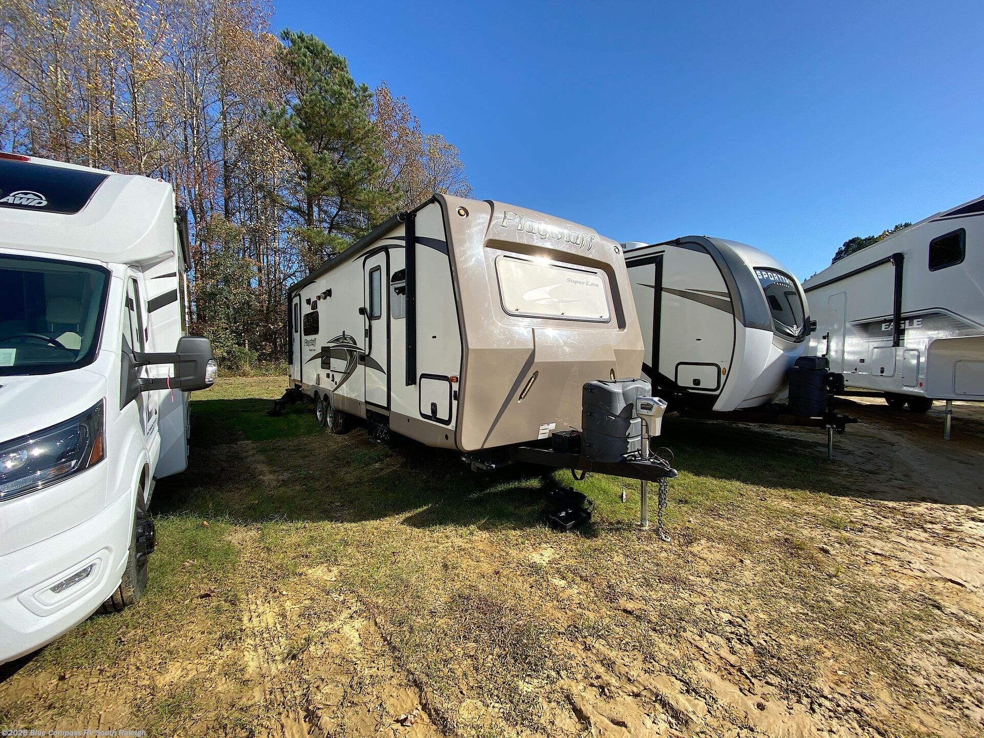 2015 Flagstaff Super Lite 26RLWS by Forest River from Blue Compass RV South Raleigh in Benson, North Carolina