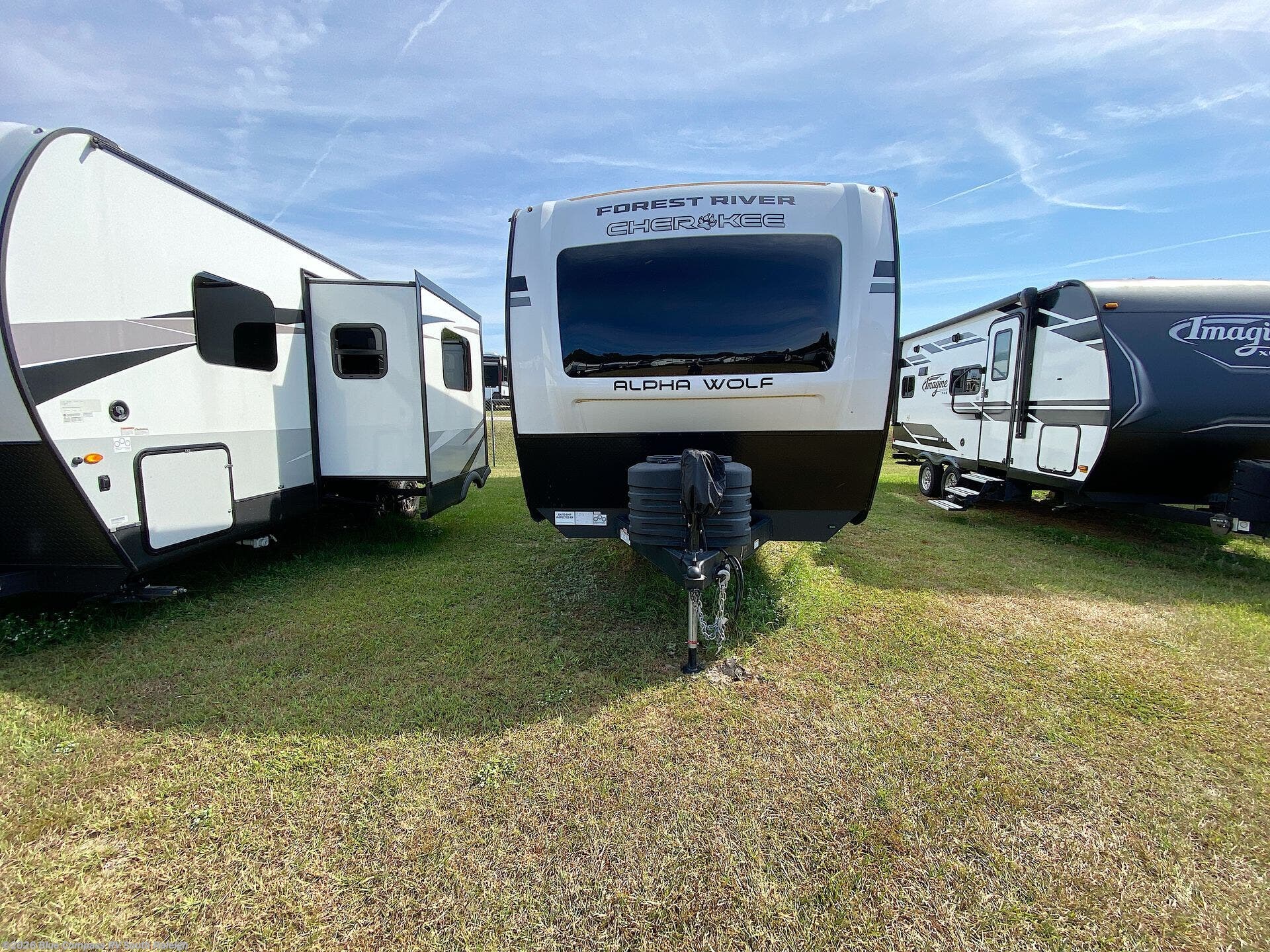 Used 2025 Forest River Cherokee Alpha Wolf 26RL-L available in Benson, North Carolina