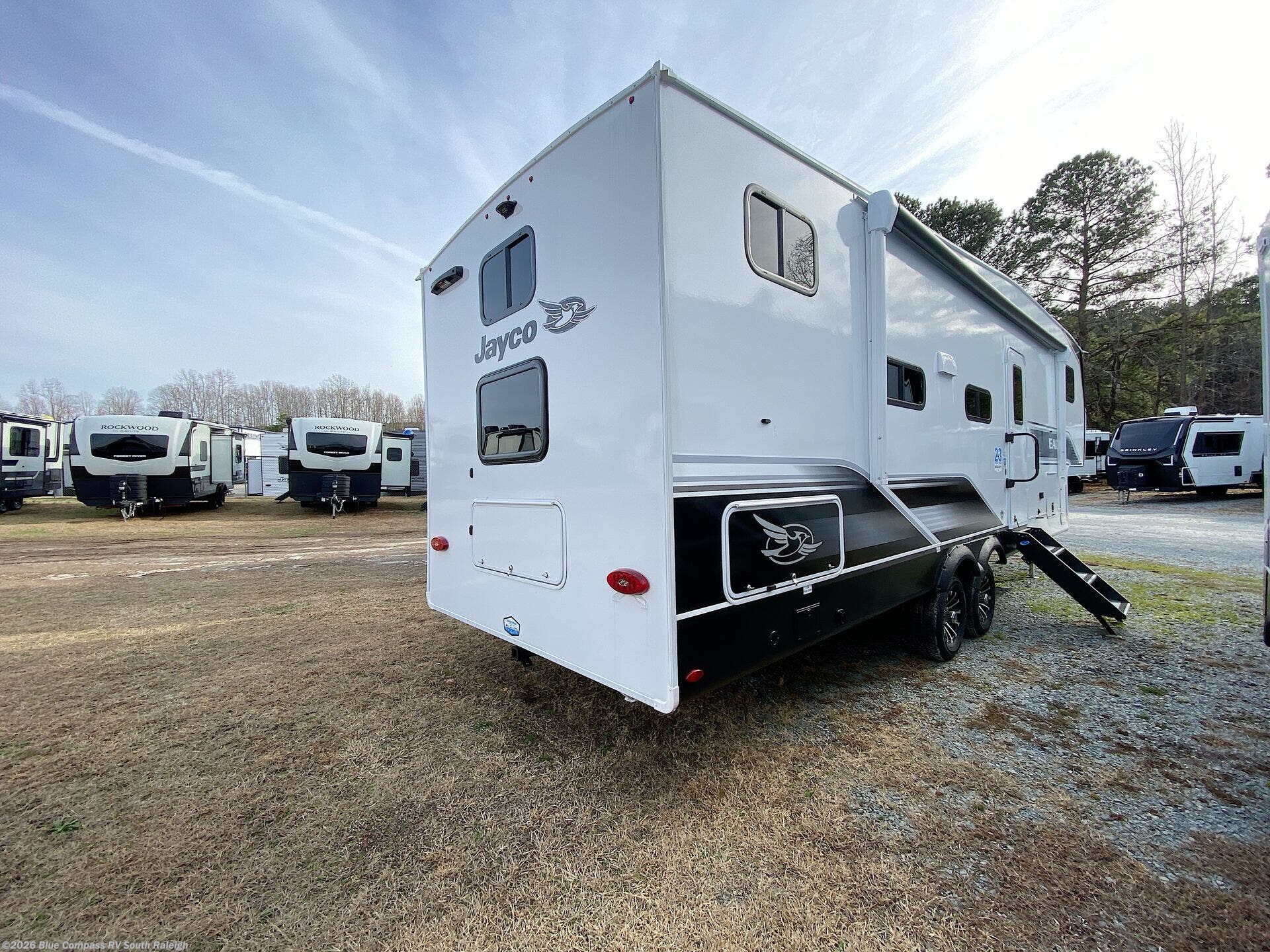 New 2026 Jayco Eagle SLE 28BHU available in Benson, North Carolina