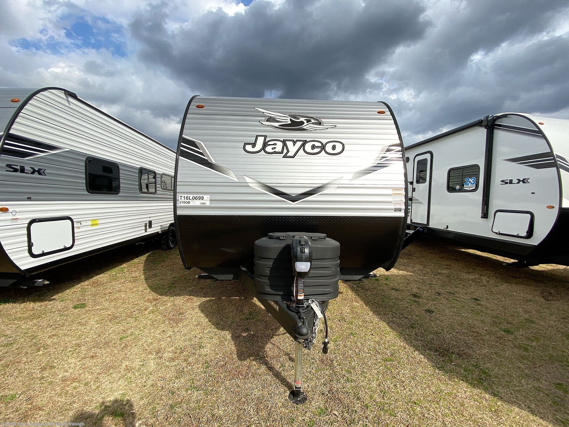 New 2026 Jayco Jay Flight SLX 210QB available in Benson, North Carolina