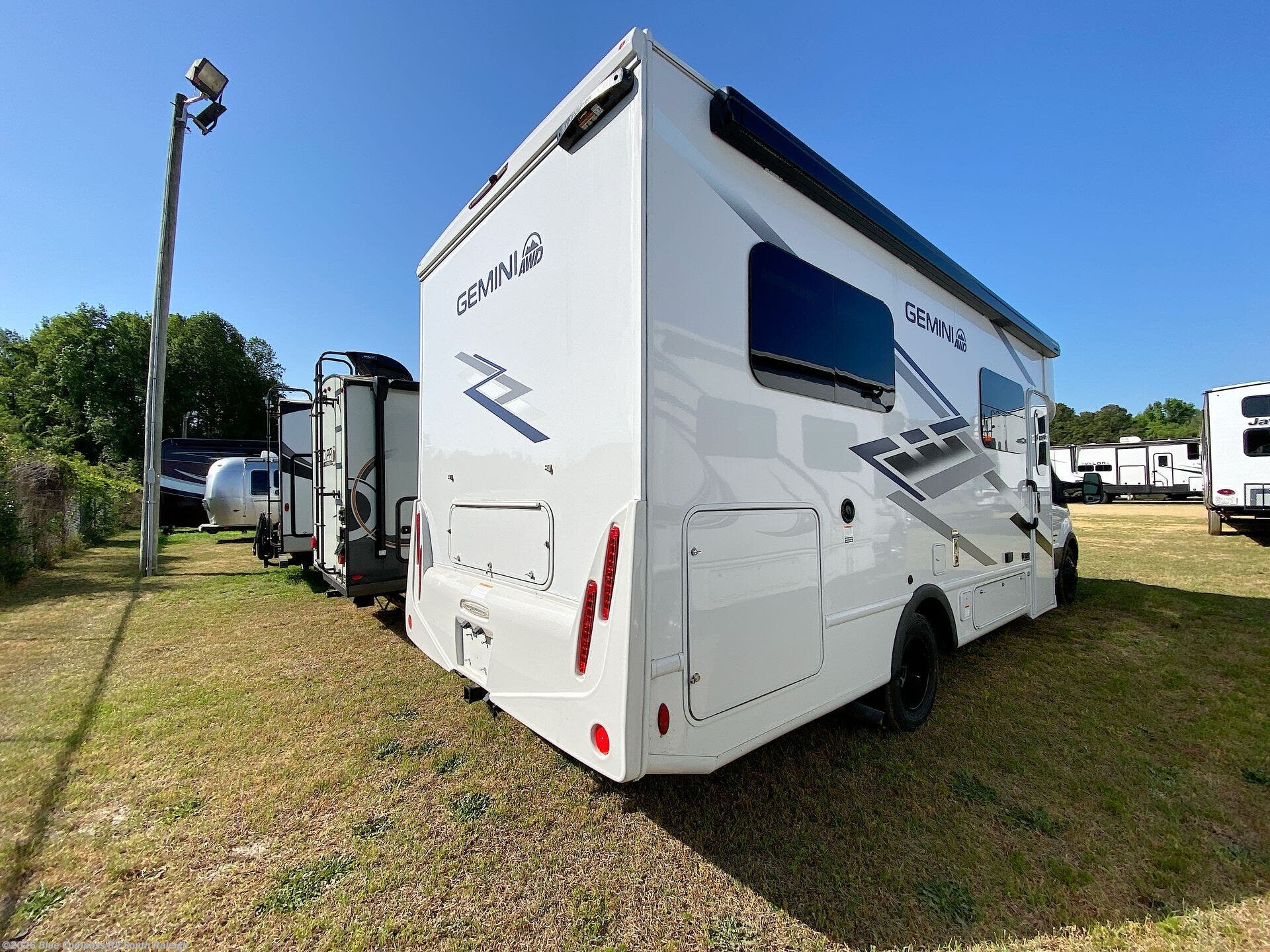 New 2026 Thor Motor Coach Gemini AWD 24KB available in Benson, North Carolina