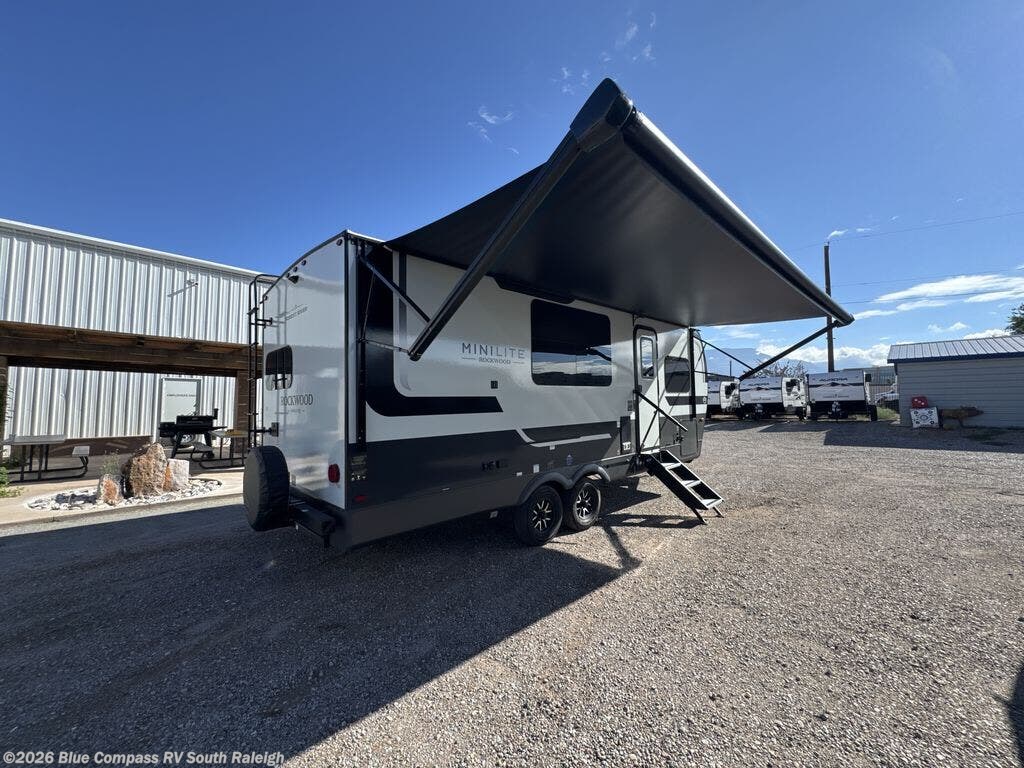2026 Forest River Rockwood Mini Lite 2522FB - New Travel Trailer For Sale by Blue Compass RV South Raleigh in Benson, North Carolina