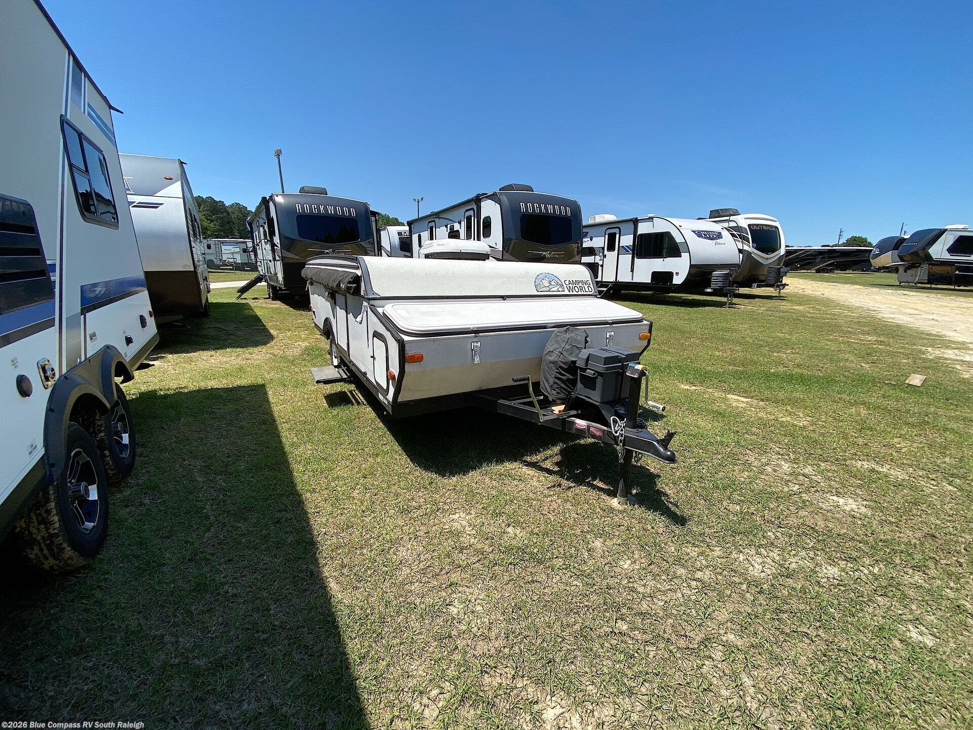 2014 Viking Camping Trailers 2405ST by Coachmen from Blue Compass RV South Raleigh in Benson, North Carolina