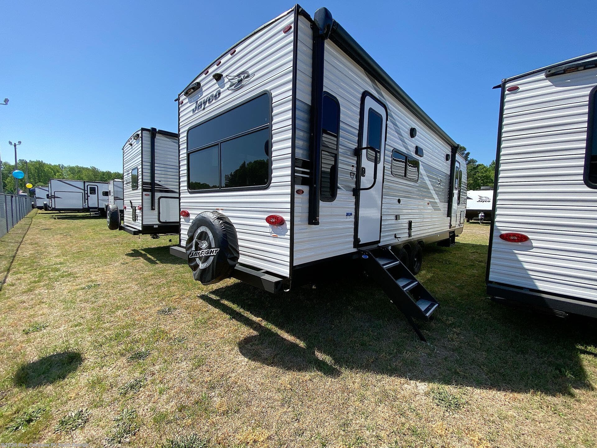 New 2026 Jayco Jay Flight SLX 262RLS available in Benson, North Carolina