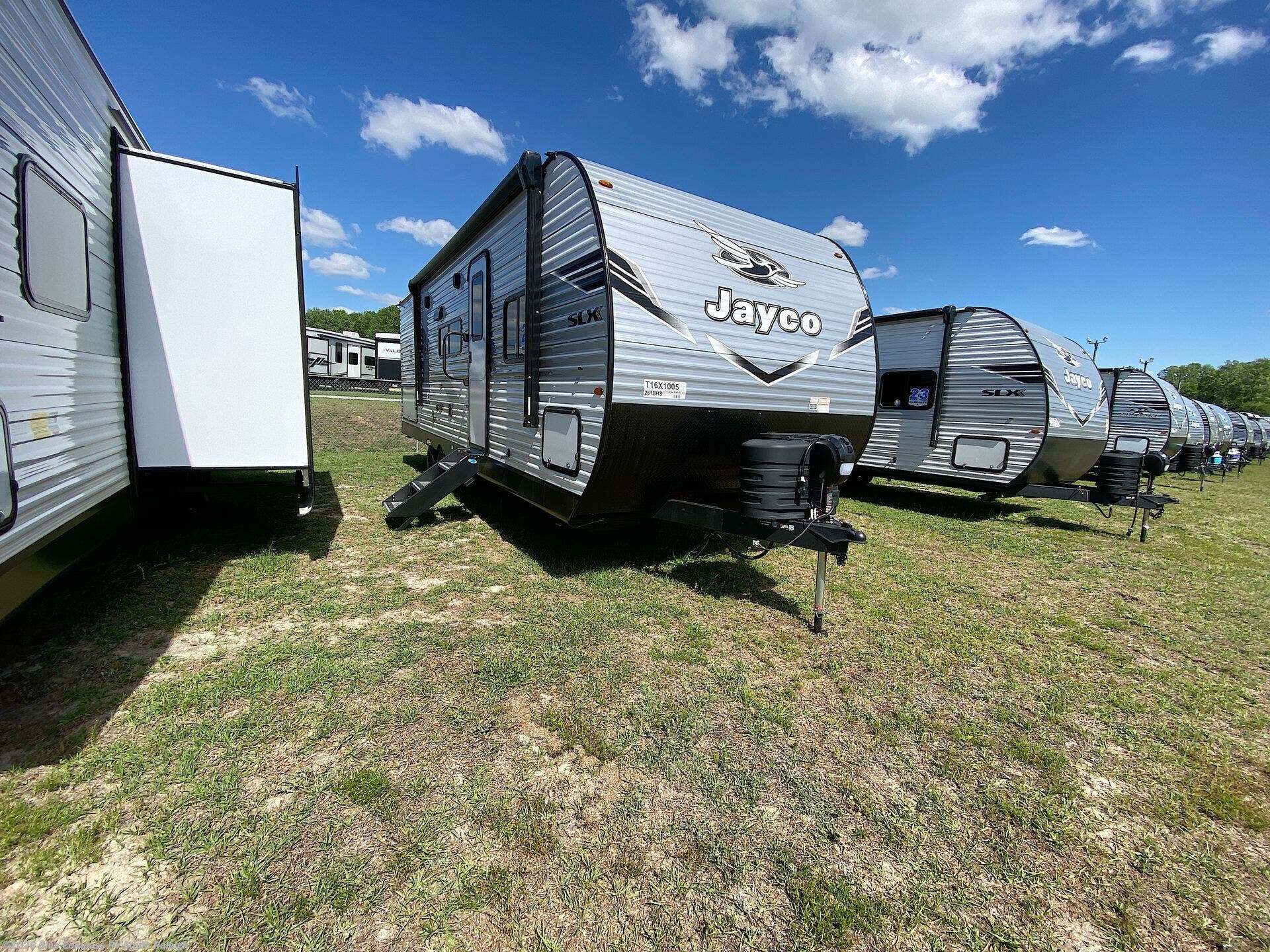 2026 Jay Flight SLX 261BHS by Jayco from Blue Compass RV South Raleigh in Benson, North Carolina