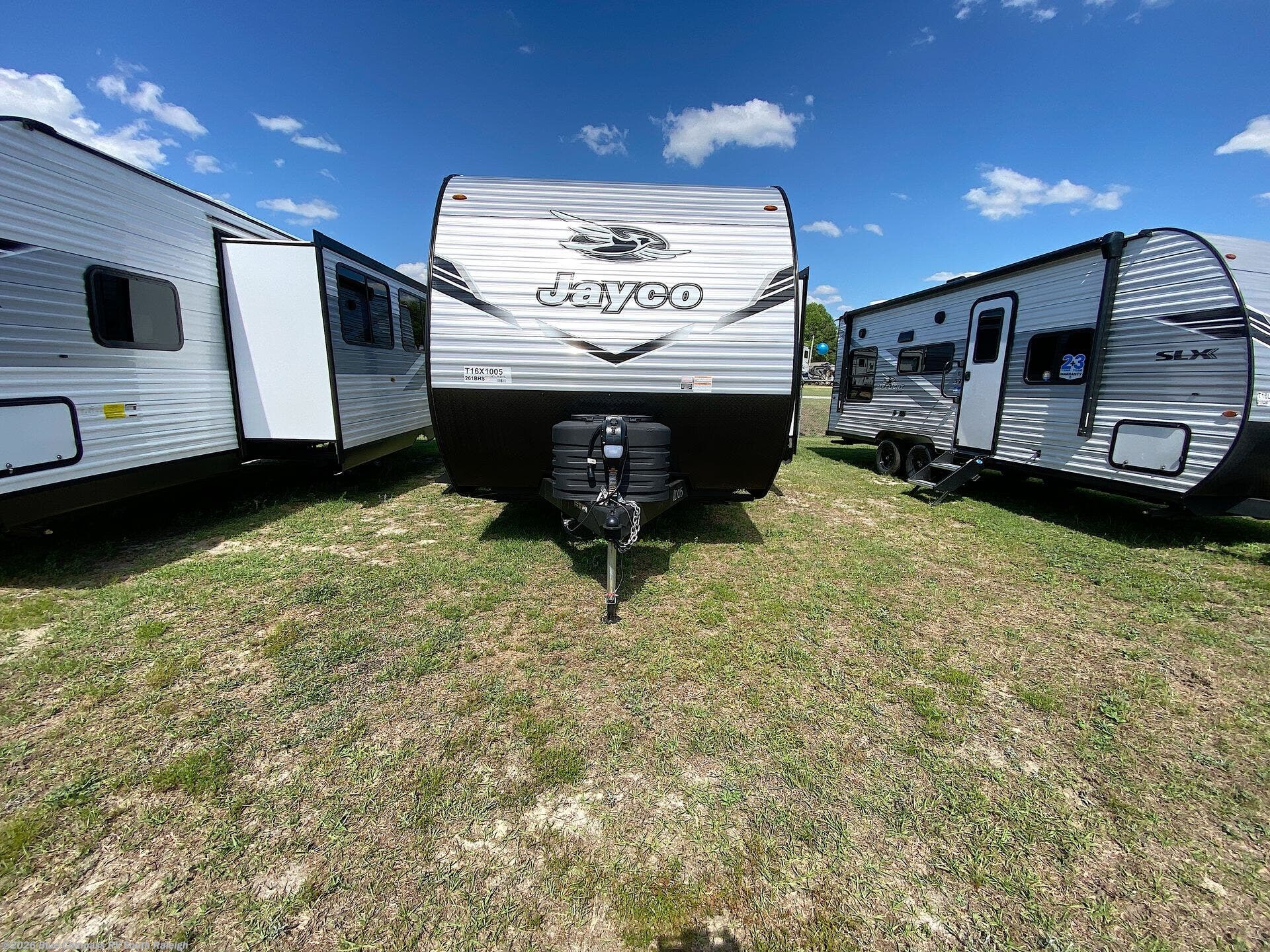 New 2026 Jayco Jay Flight SLX 261BHS available in Benson, North Carolina