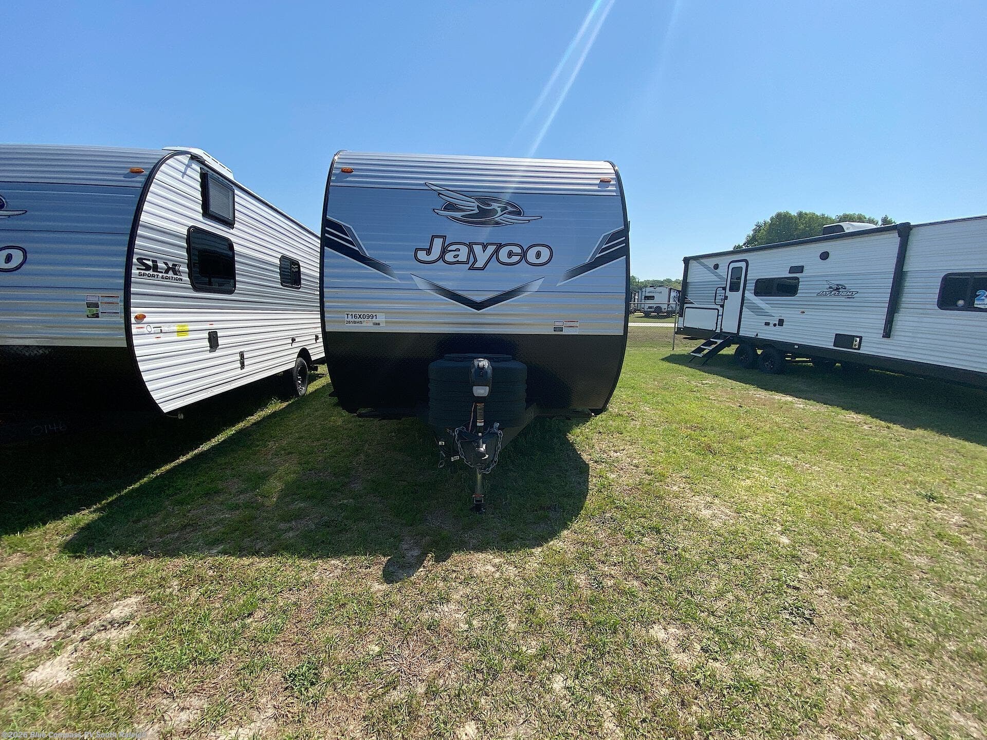 New 2025 Jayco Jay Flight SLX 261BHS available in Benson, North Carolina