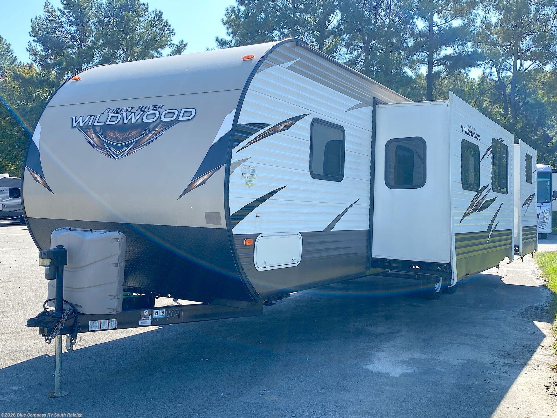 Used 2018 Forest River Wildwood 31KQBTS available in Benson, North Carolina