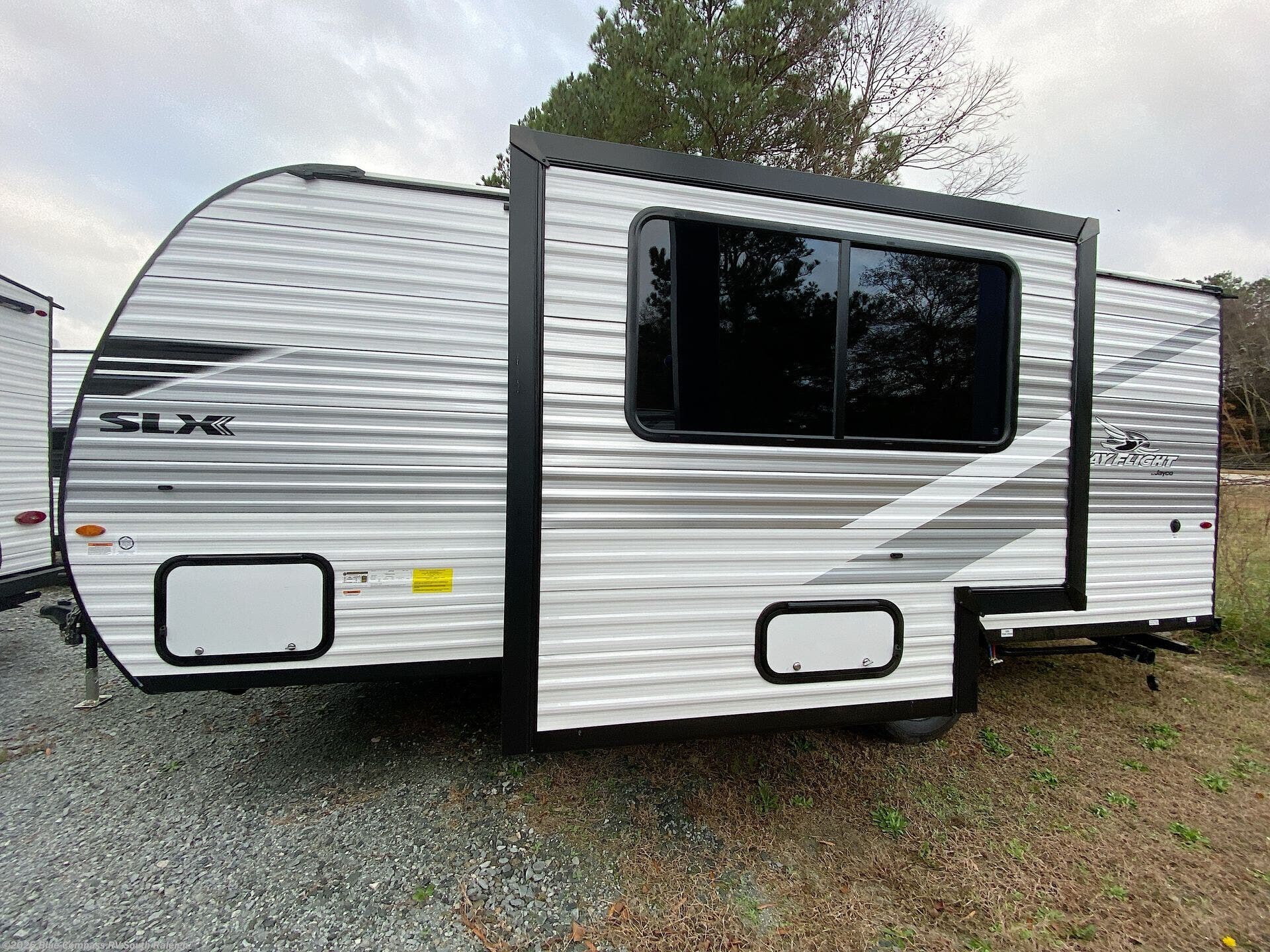 Used 2025 Jayco Jay Flight SLX 197MB available in Benson, North Carolina