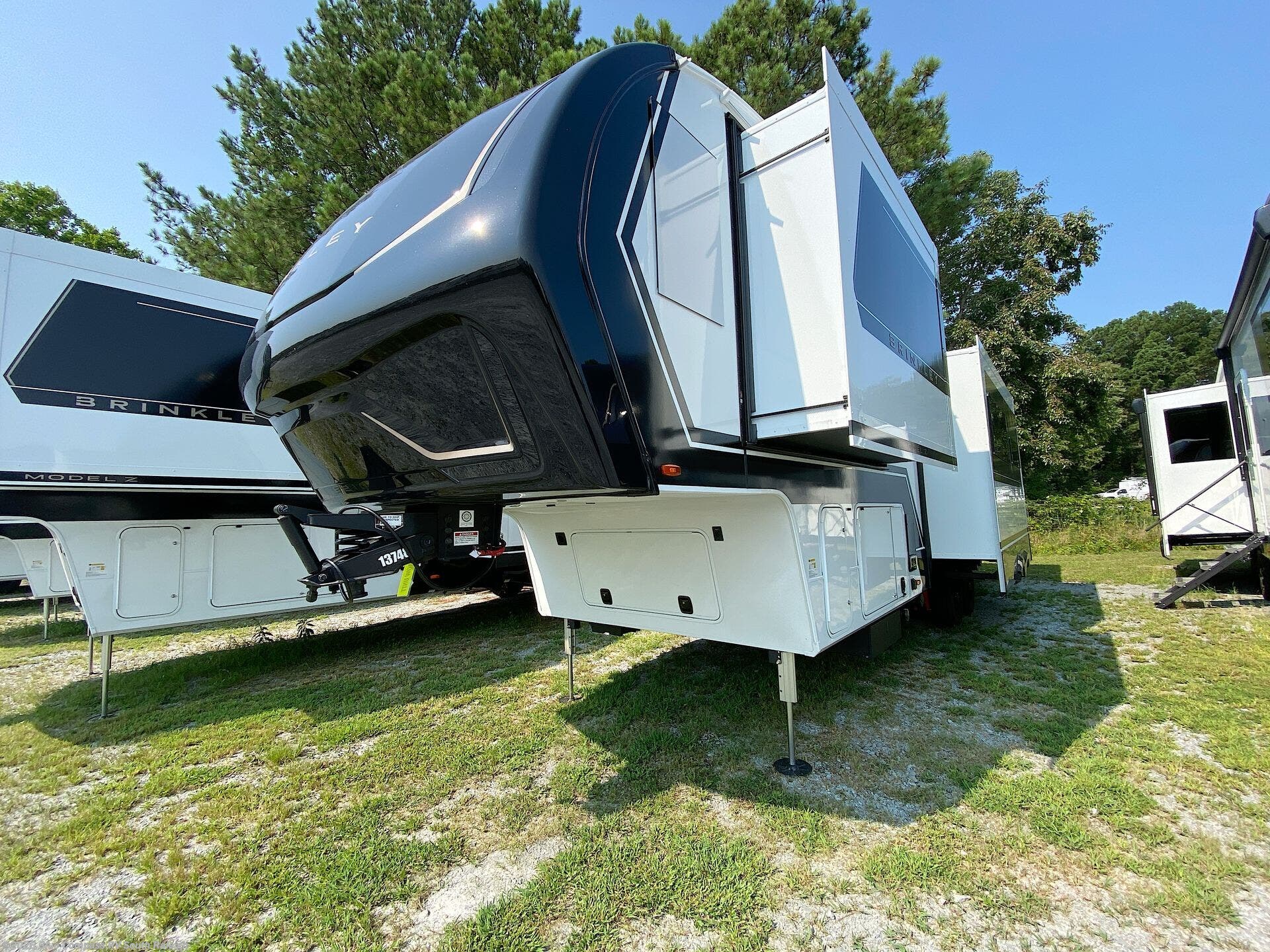 New 2027 Brinkley RV Model Z 3210 available in Benson, North Carolina
