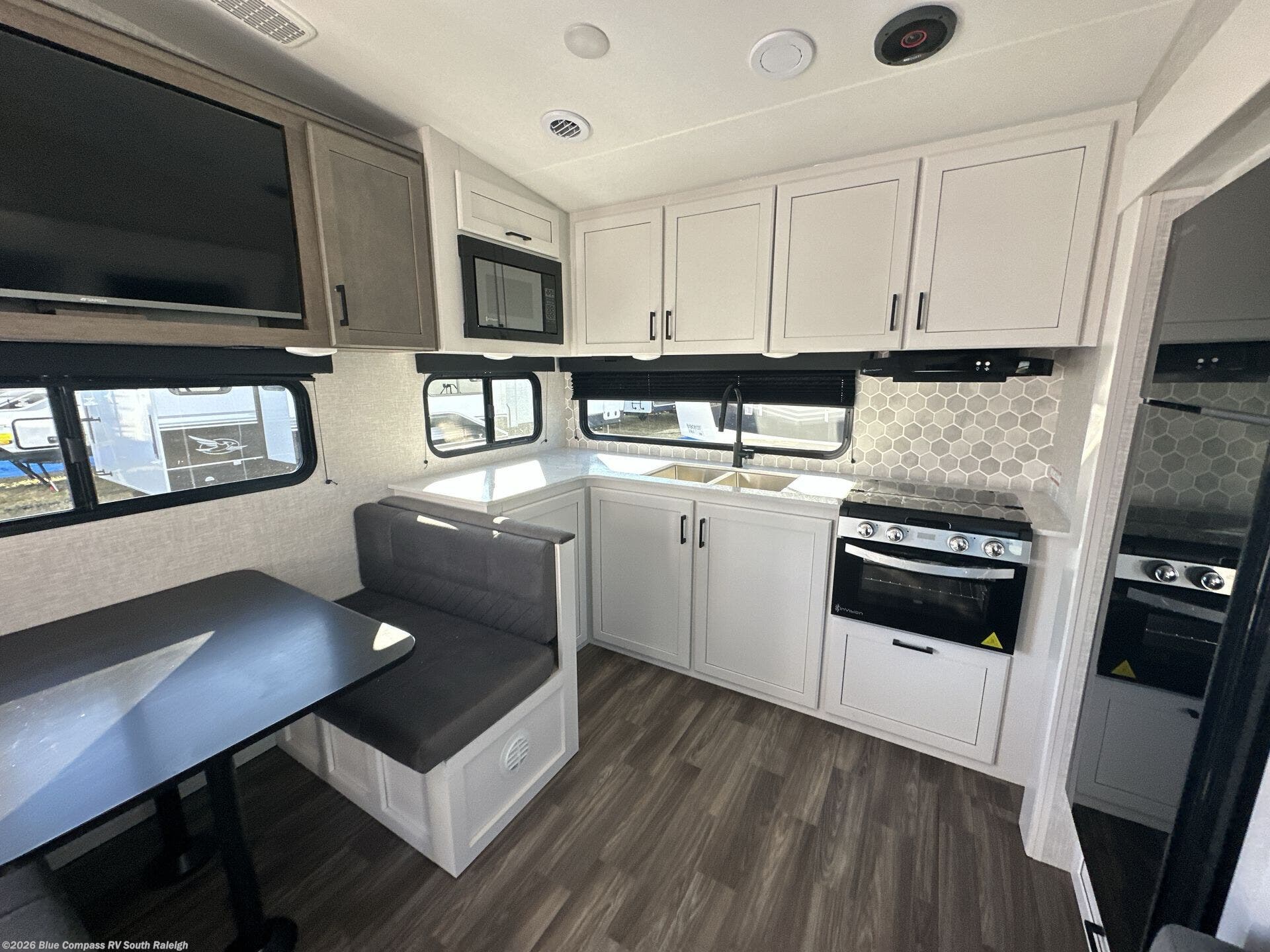 New 2027 Jayco Eagle SLE 24MLE available in Benson, North Carolina