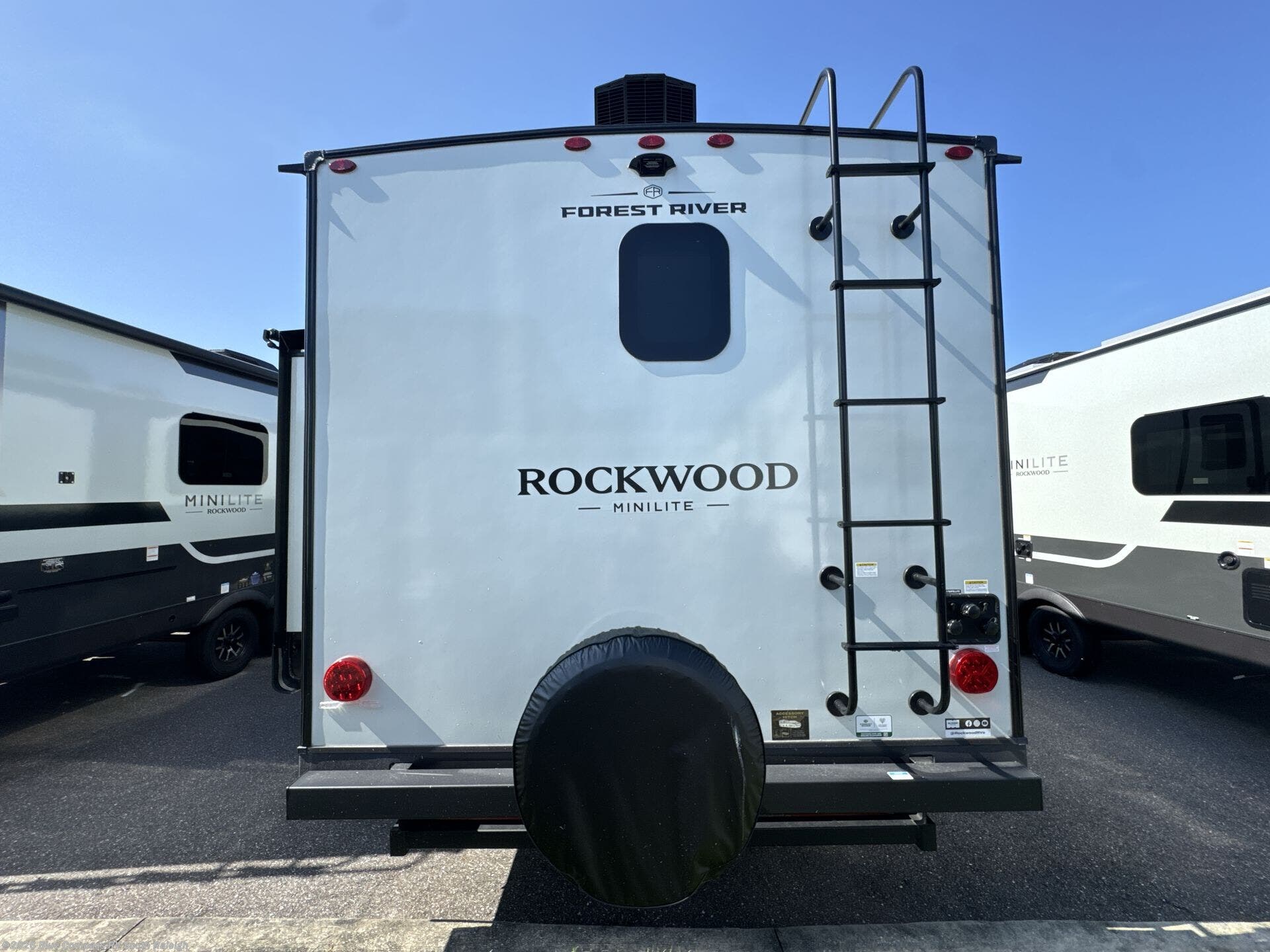 2026 Miscellaneous Unknown Unknown 2523MBR - New Travel Trailer For Sale by Blue Compass RV South Raleigh in Benson, North Carolina