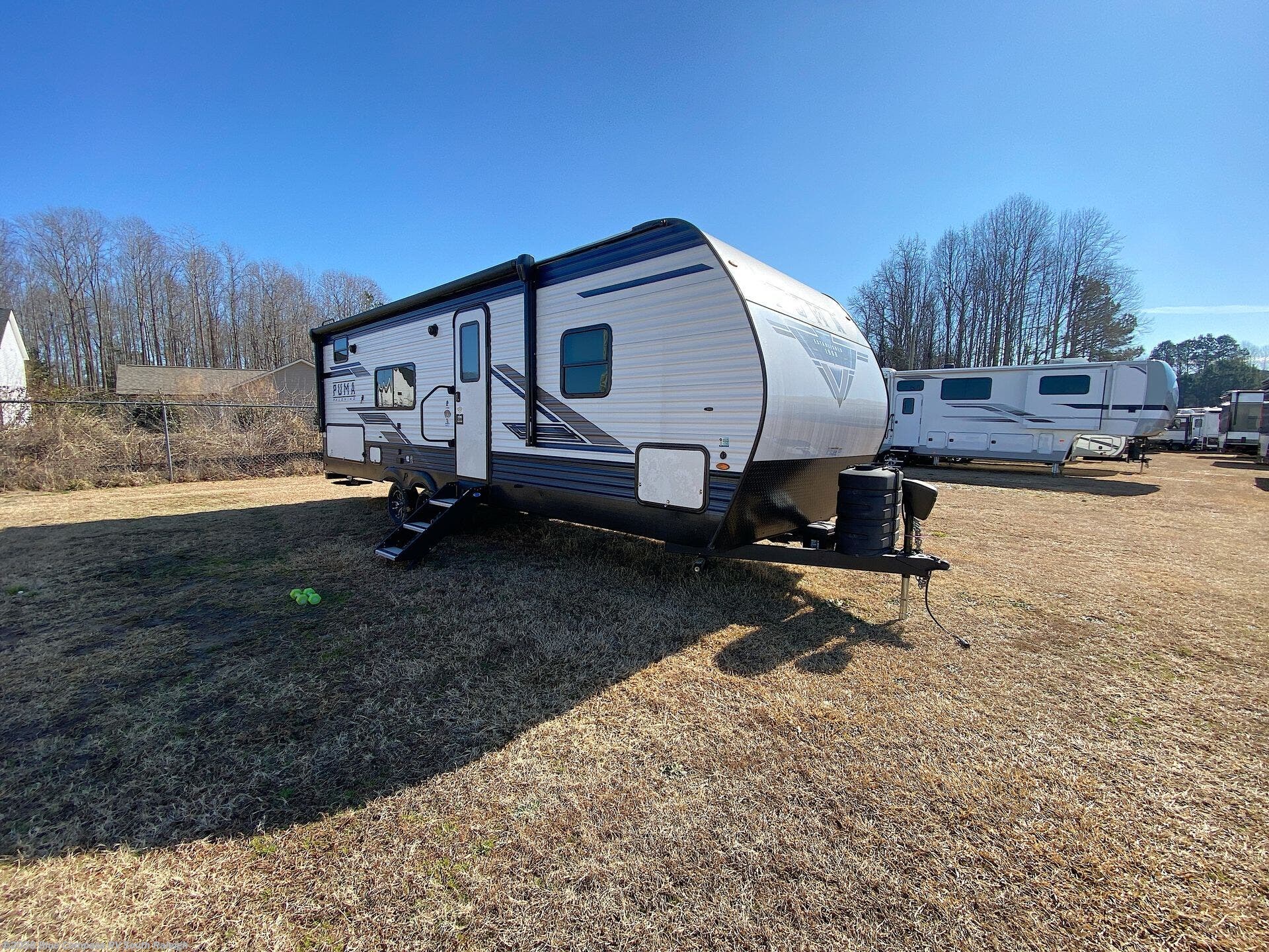 2024 Puma 23BHQ by Palomino from Blue Compass RV South Raleigh in Benson, North Carolina