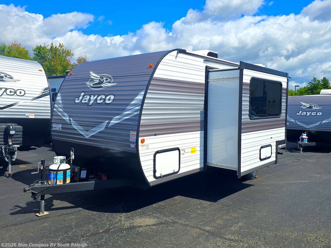 New 2027 Jayco Jay Feather 17FK available in Benson, North Carolina