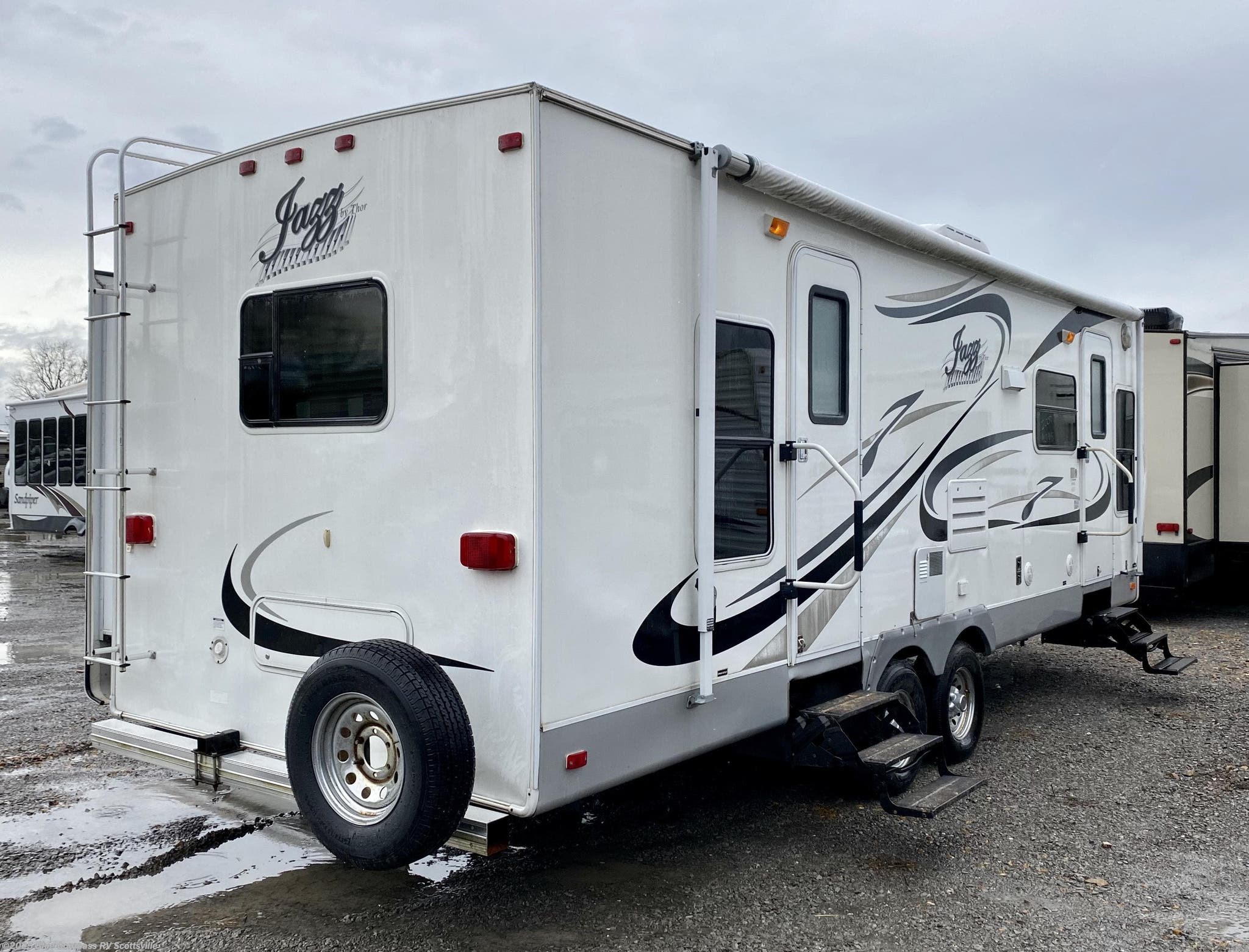 2007 Thor Motor Coach Jazz RV for Sale in Scottsville, KY 42164