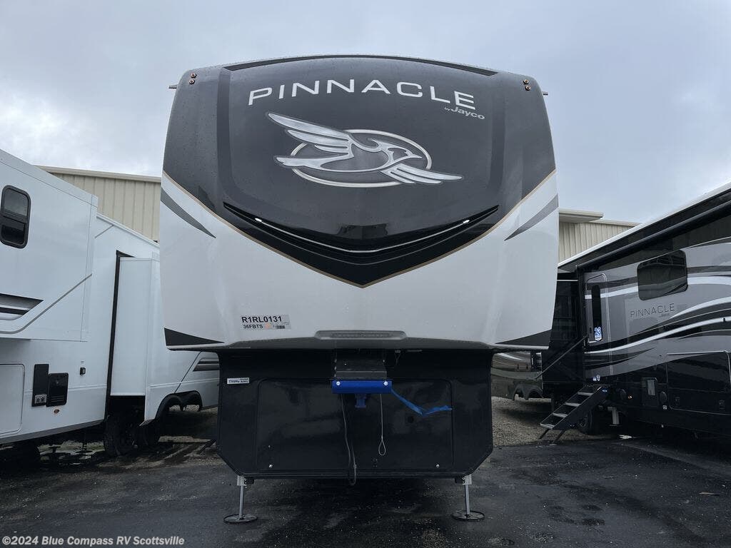 2024 Jayco Pinnacle 36FBTS RV for Sale in Scottsville, KY 42164