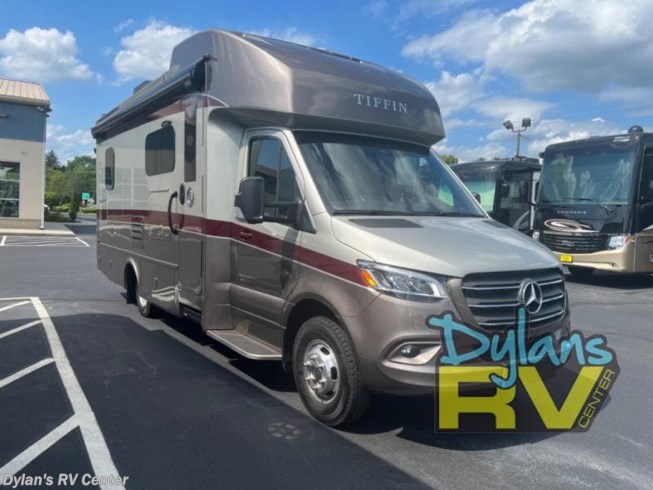 Used 2021 Tiffin Wayfarer 25 RW available in Sewell, New Jersey