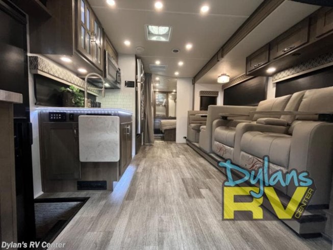 2023 Isata 5 30FW4x4 by Dynamax Corp from Dylans RV Center in Sewell, New Jersey