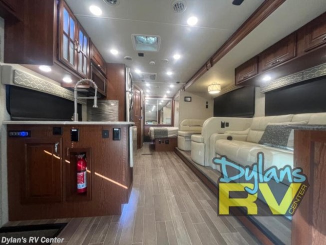 2018 Isata 5 30FW by Dynamax Corp from Dylans RV Center in Sewell, New Jersey
