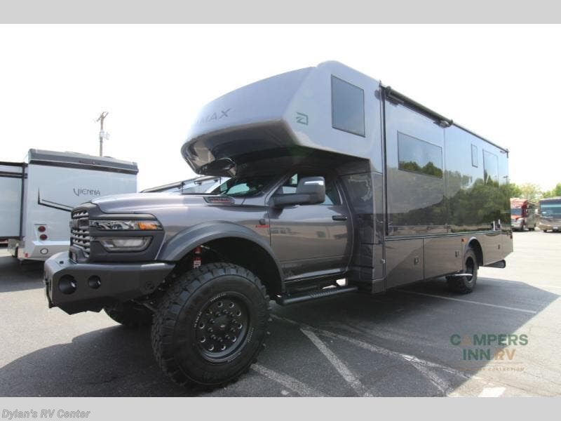 New 2026 Dynamax Corp Isata 5 28SS 4X4 Extreme available in Sewell, New Jersey