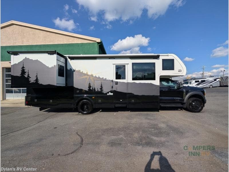 2027 isata 6 32KSF 4x4 by Dynamax Corp from Campers Inn RV Signature Collection in Sewell, New Jersey