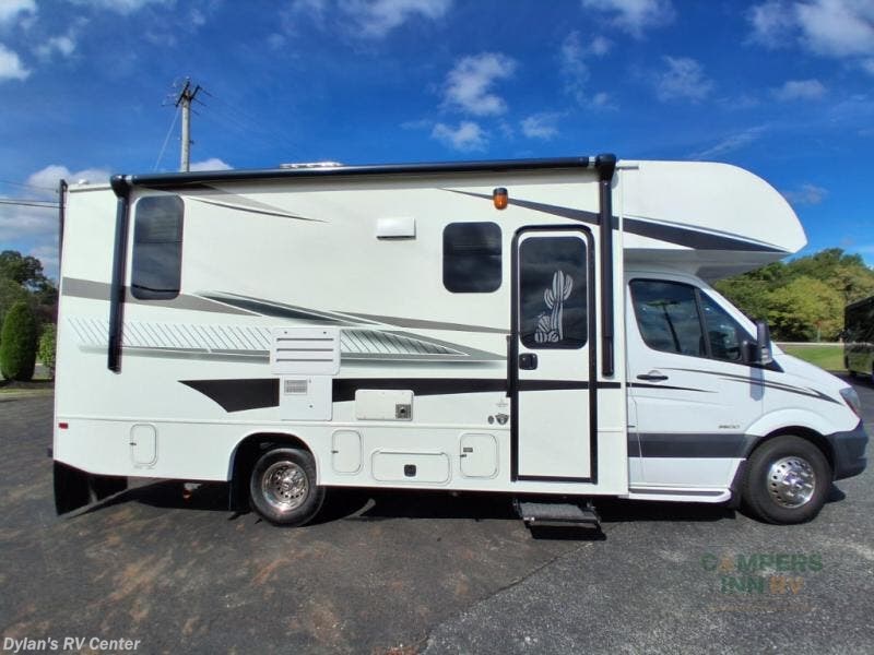 Used 2017 Jayco Melbourne 24L available in Sewell, New Jersey