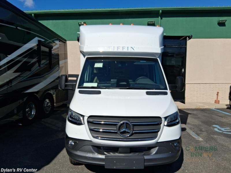 2027 Wayfarer 25 RW by Tiffin from Campers Inn RV Signature Collection in Sewell, New Jersey