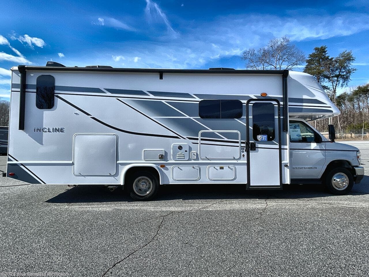 2025 Incline 27U by Holiday Rambler from Blue Compass RV Hickory in Claremont, North Carolina