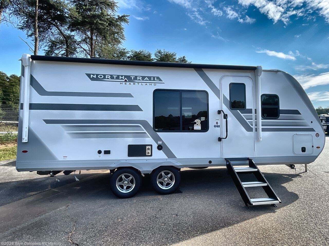 2026 North Trail 210MB by Heartland from Blue Compass RV Hickory in Claremont, North Carolina