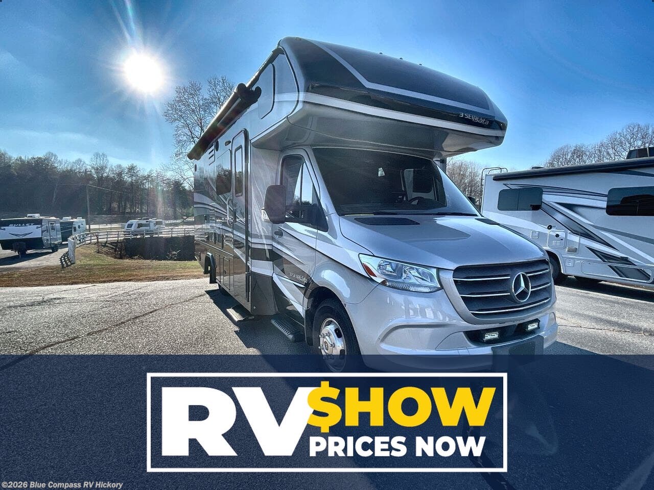 2020 Dynamax Corp isata 3 24FW - Used Class C For Sale by Blue Compass RV Hickory in Claremont, North Carolina features Slideout