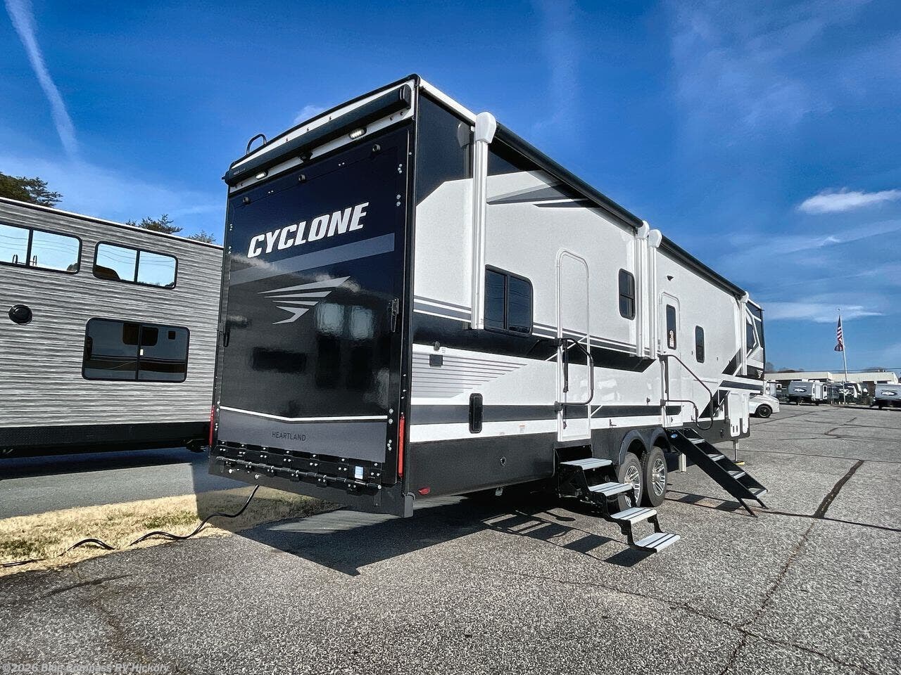 New 2026 Heartland Cyclone 3511 available in Claremont, North Carolina