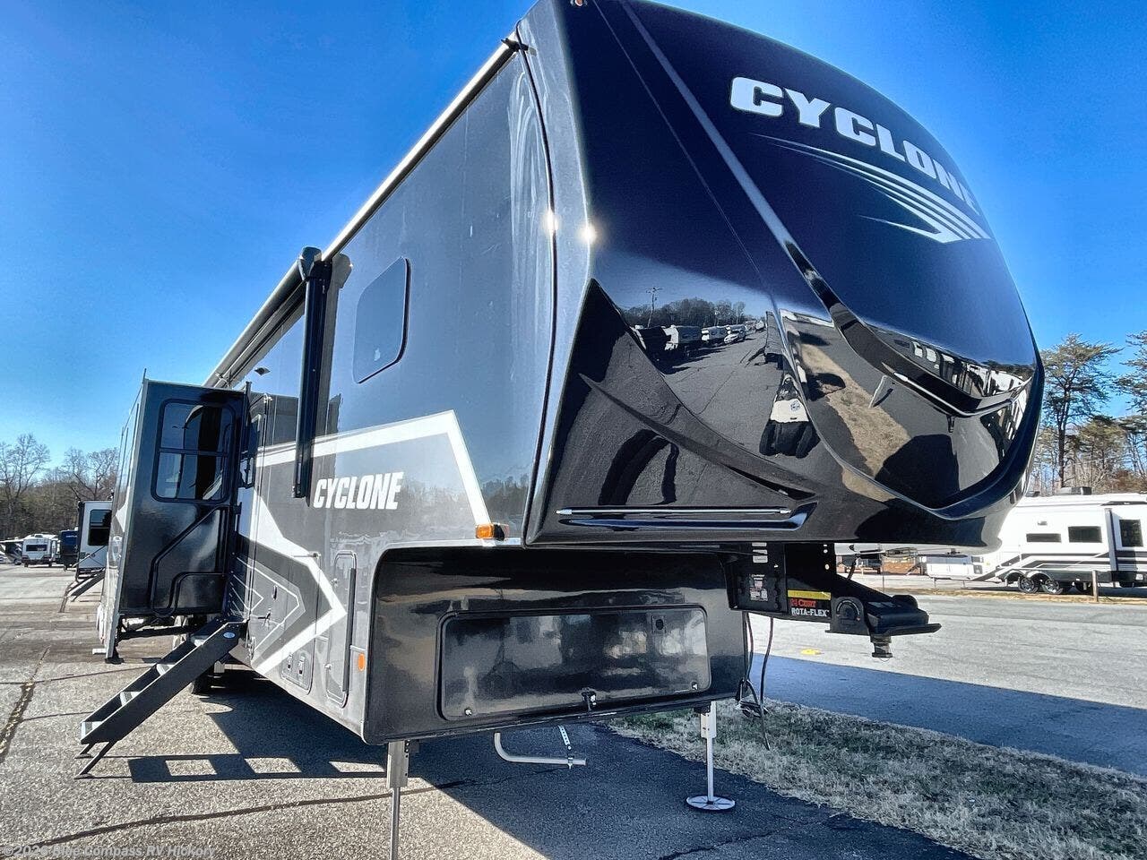 2026 Heartland Cyclone 3914 - New Toy Hauler For Sale by Blue Compass RV Hickory in Claremont, North Carolina