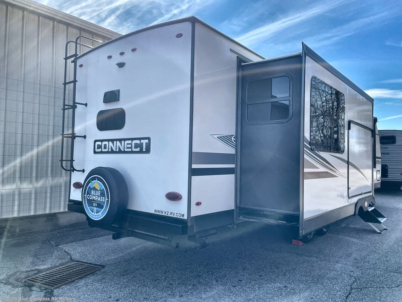 Used 2022 K-Z Connect 323RK available in Claremont, North Carolina