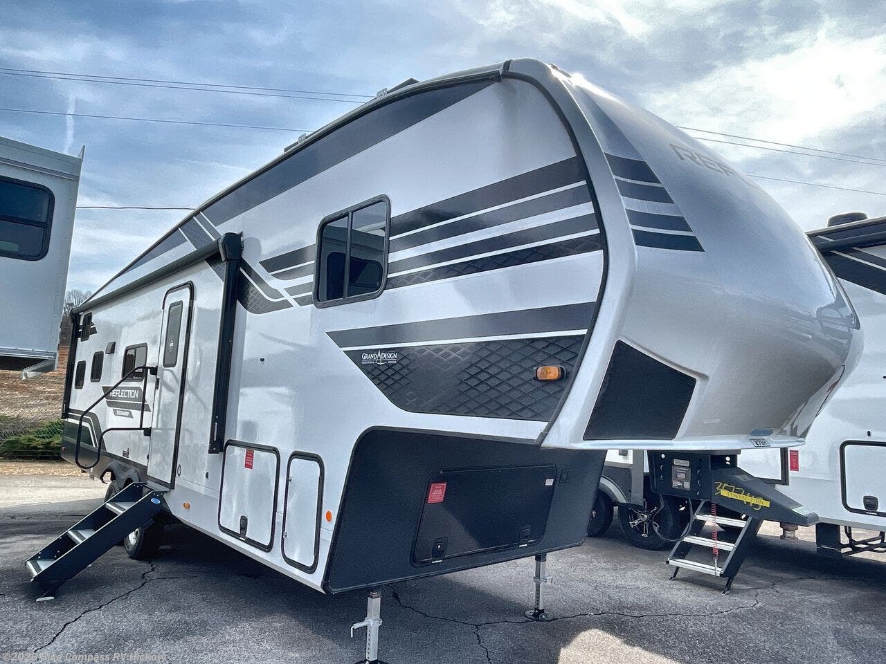 New 2026 Grand Design Reflection 100 Series 27BH available in Claremont, North Carolina