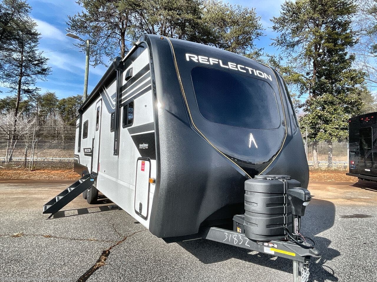 2026 Reflection 322FKTS by Grand Design from Blue Compass RV Hickory in Claremont, North Carolina