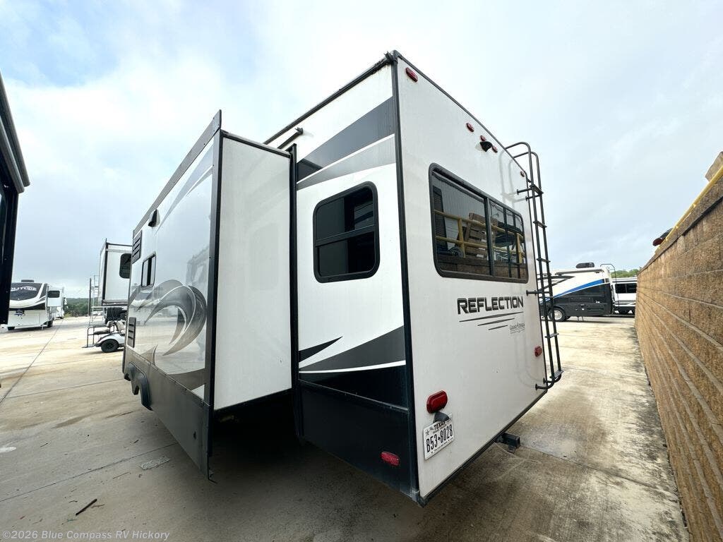 2022 Reflection 337RLS by Grand Design from Blue Compass RV Hickory in Claremont, North Carolina
