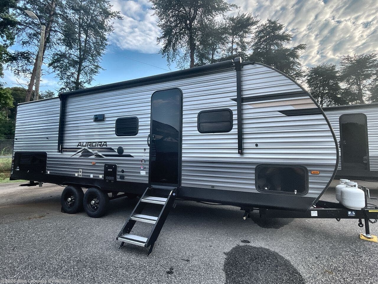 2026 Aurora Light 26BHS by Forest River from Blue Compass RV Hickory in Claremont, North Carolina