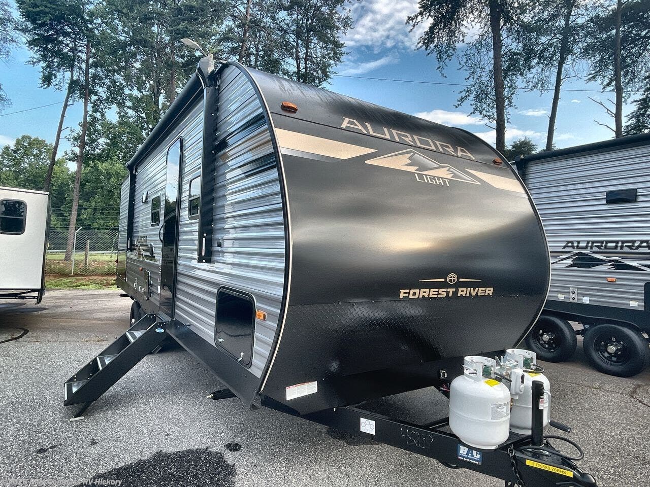2026 Forest River Aurora Light 26BHS - New Travel Trailer For Sale by Blue Compass RV Hickory in Claremont, North Carolina features Slideout