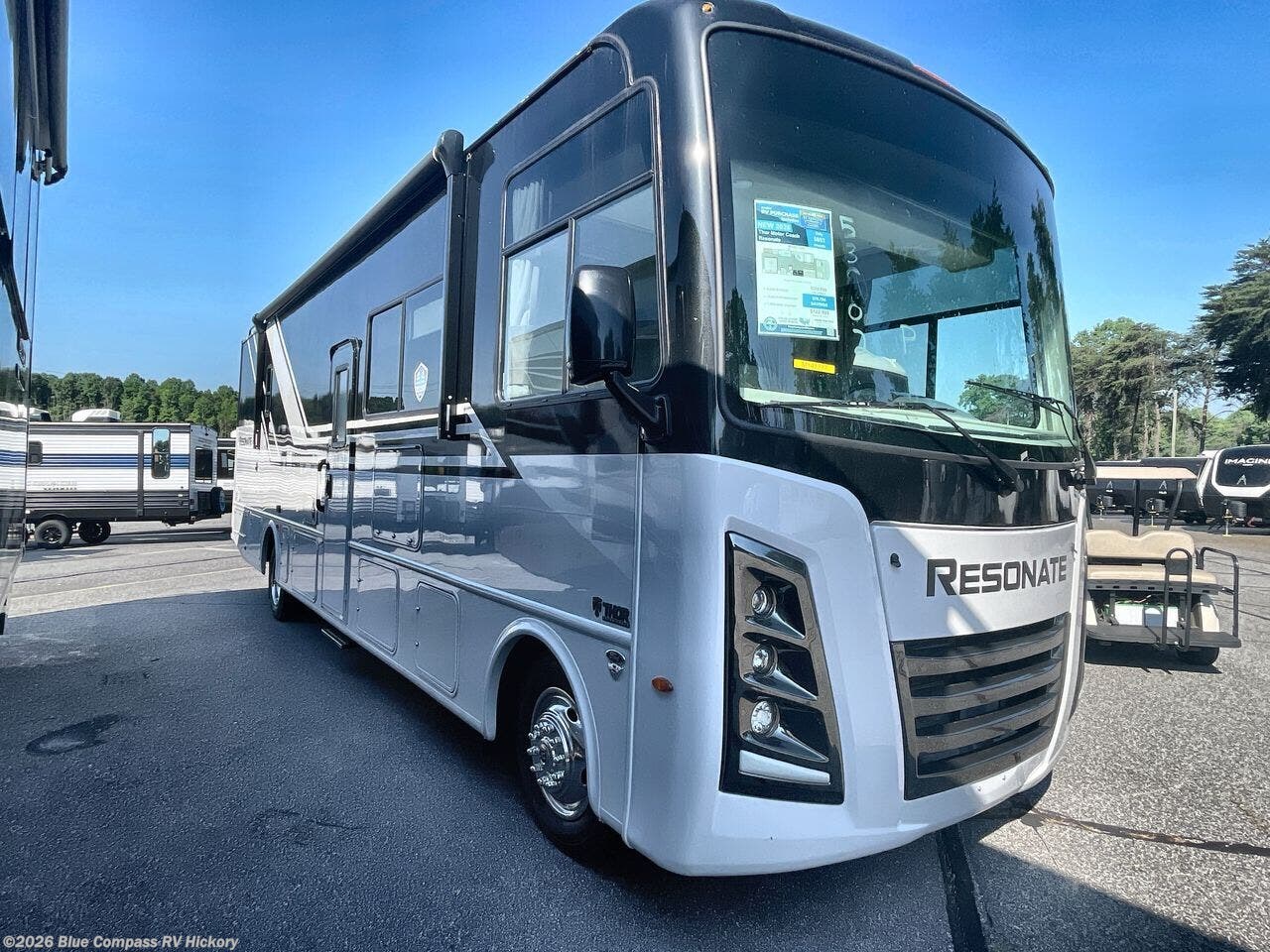 2026 Resonate 32B by Thor Motor Coach from Blue Compass RV Hickory in Claremont, North Carolina