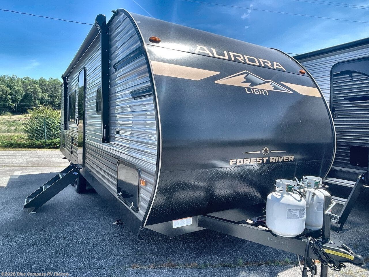 2026 Forest River Aurora Light 26BH - New Travel Trailer For Sale by Blue Compass RV Hickory in Claremont, North Carolina