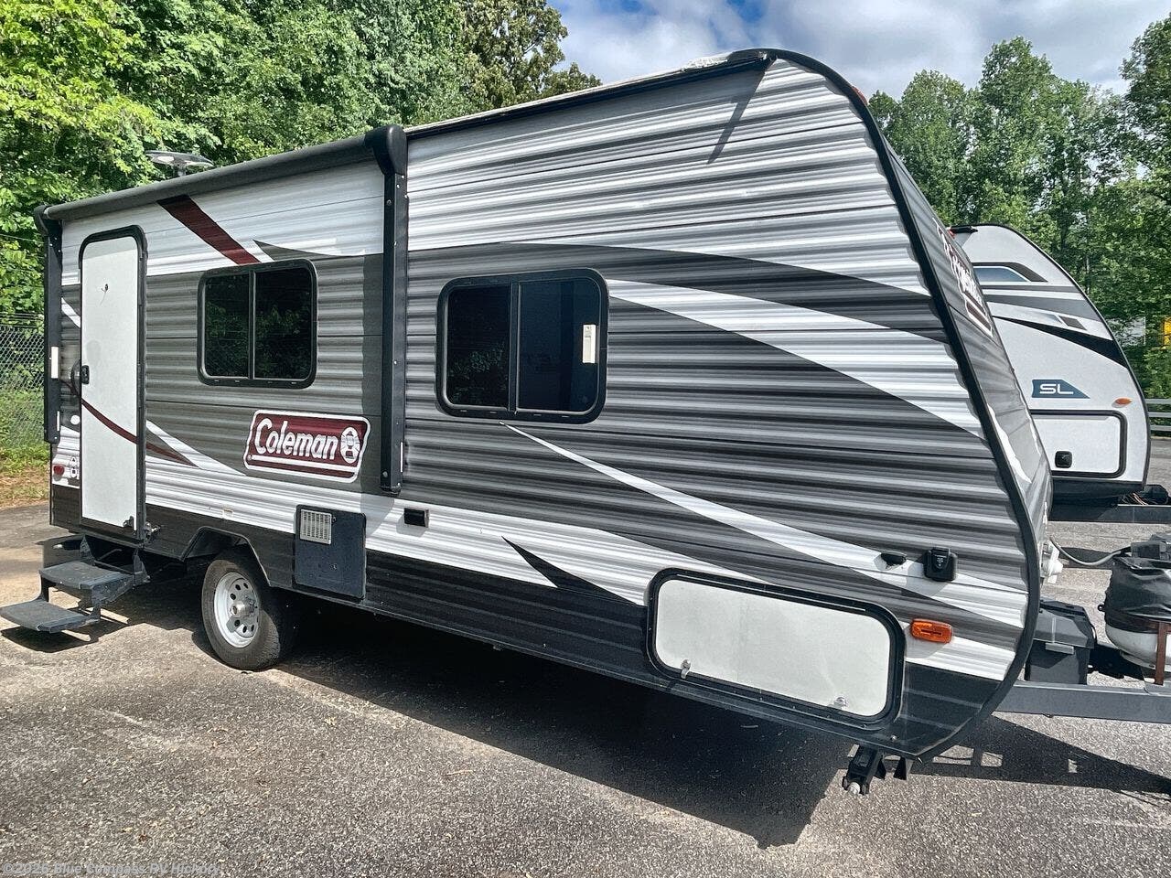 Used 2018 Coleman Lantern LT Series 16FB available in Claremont, North Carolina
