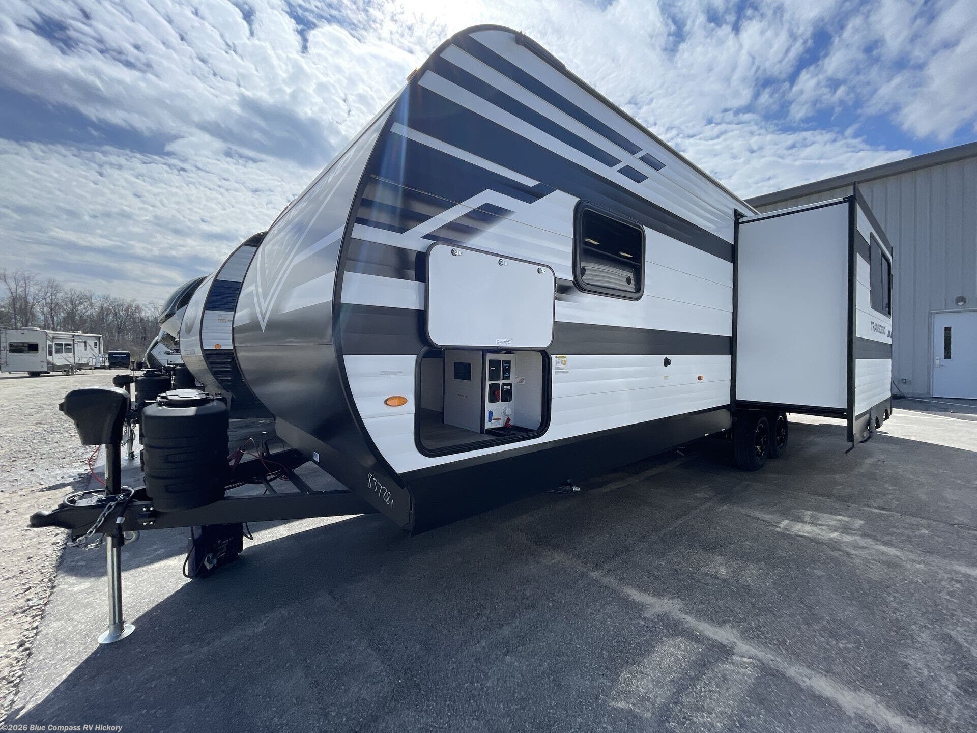 Used 2025 Grand Design Transcend 265BHT available in Claremont, North Carolina
