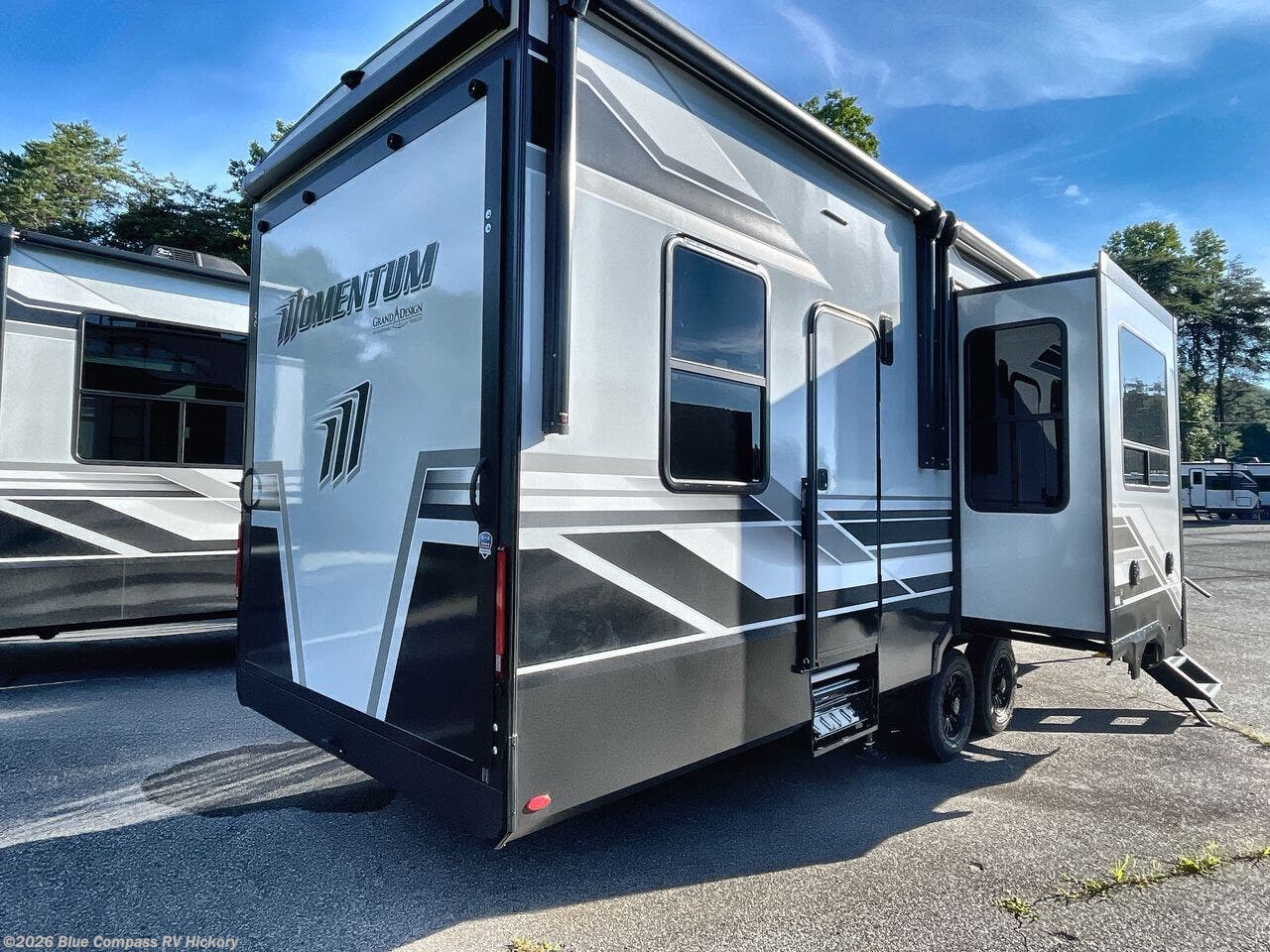 New 2026 Grand Design Momentum G-Class 320G available in Claremont, North Carolina